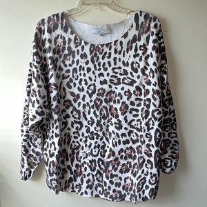 Liquid by Sioni L Sweater Pullover Leopard Print Round Scoop Neck
